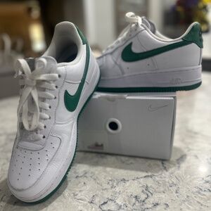 Nike Air Force 1 size 8